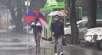 Delhi records minimum temperature of 19.4 degrees Celsius, light rain predicted