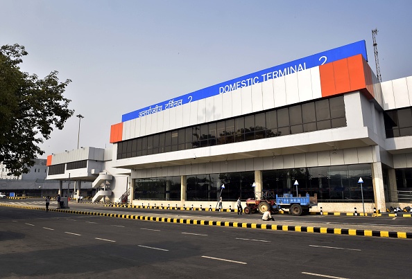 Delhi airport gets first dual taxiway