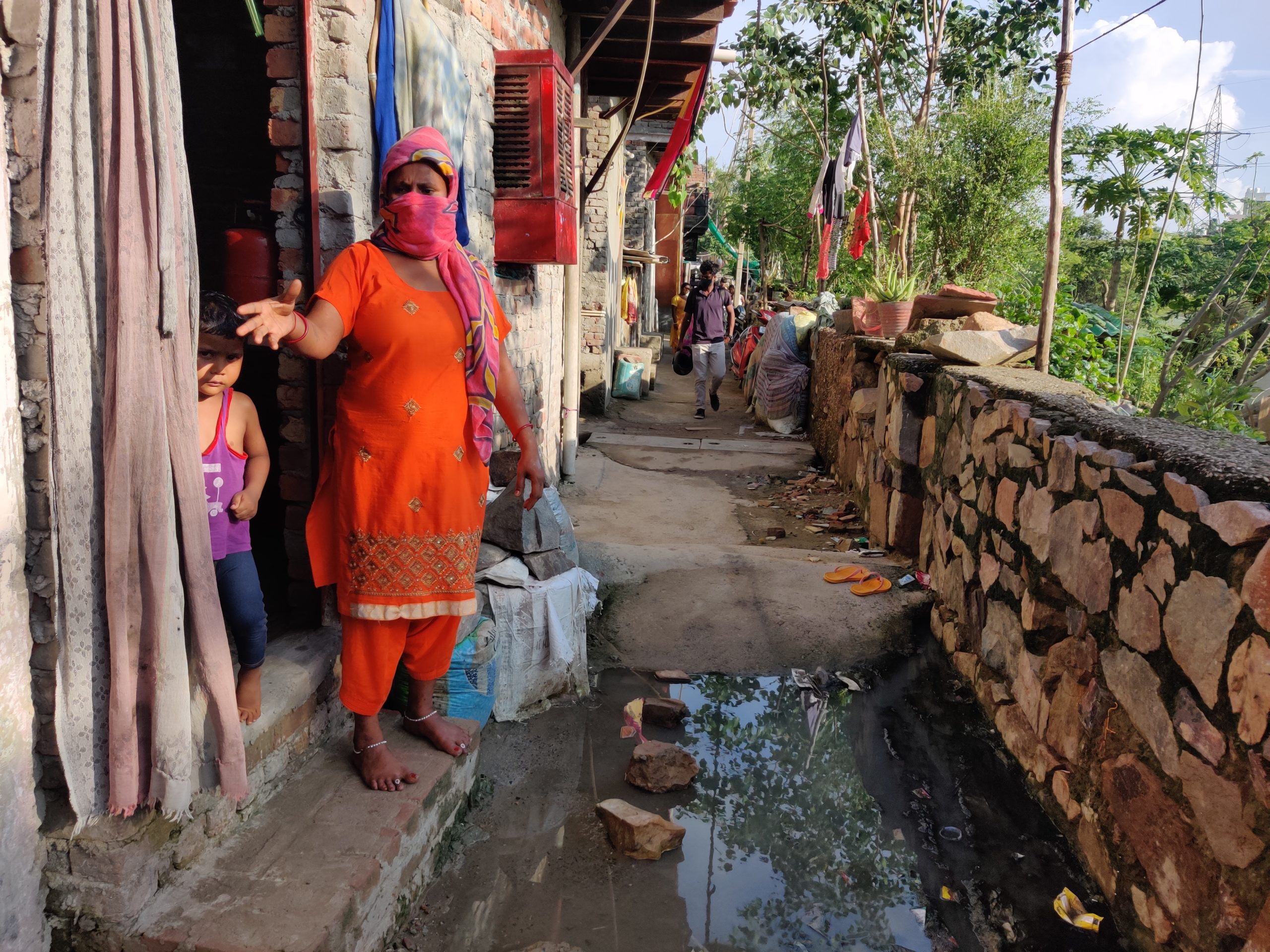 Delhi slum residents struggle to stay afloat amid monsoon