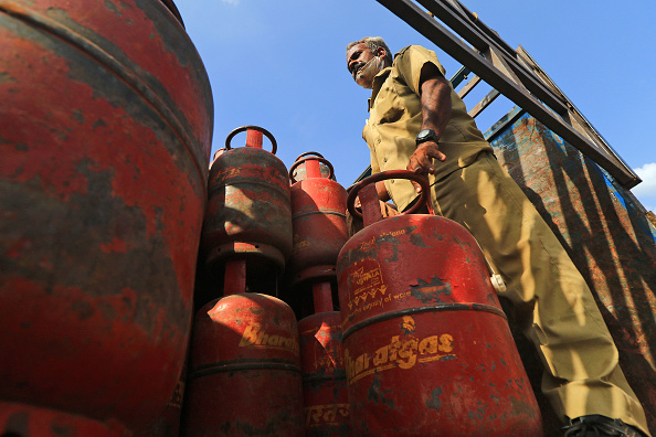 17 injured as LPG cylinder catches fire in northwest Delhi