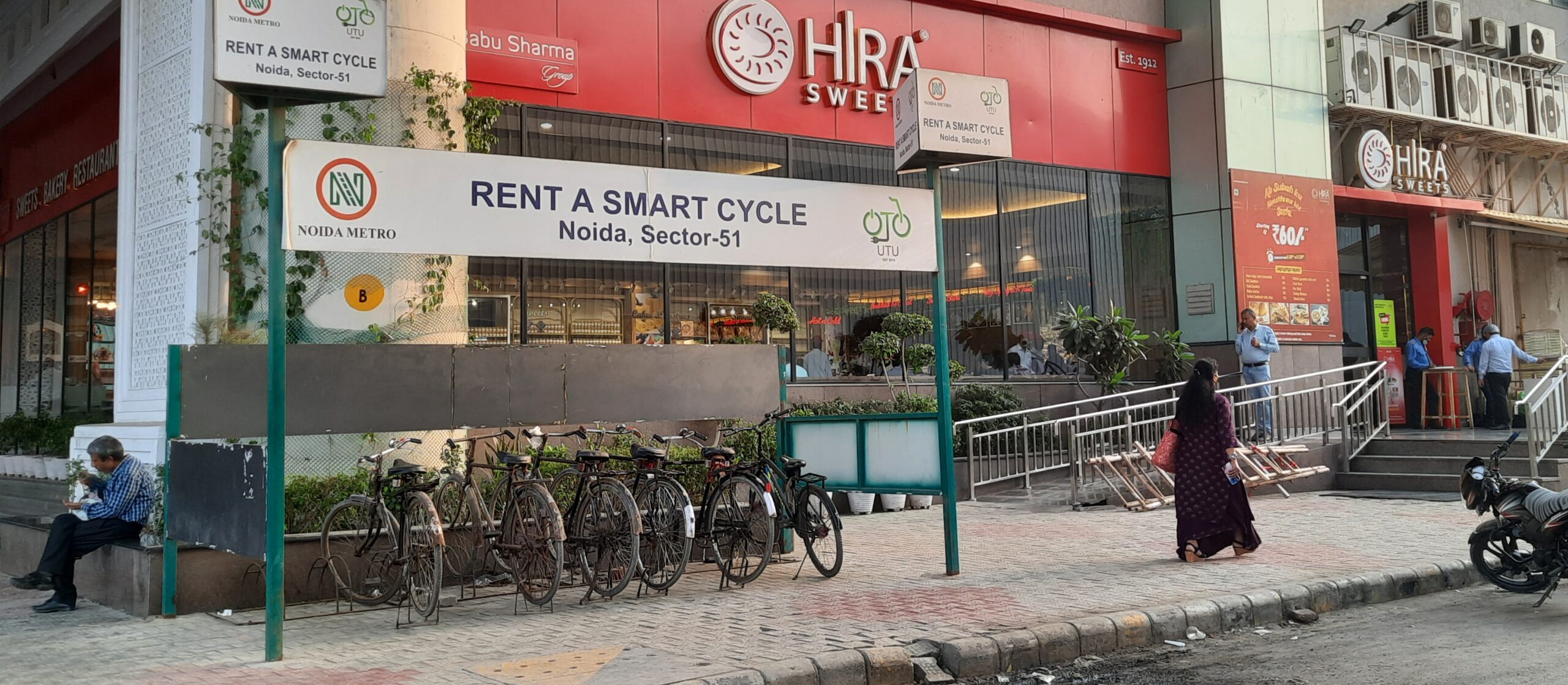 Only a stand, no smart cycles: talks of e-cycles on Noida streets only real on paper