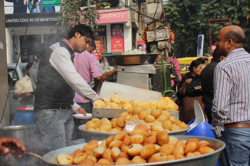 A street food vendor in Lajpat Nagar market