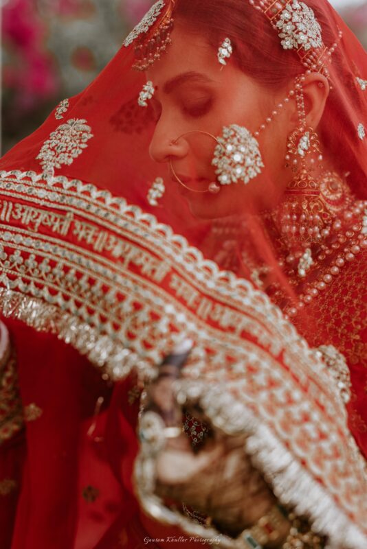 ‘I do not’, says the bride and breaks free from tradition 