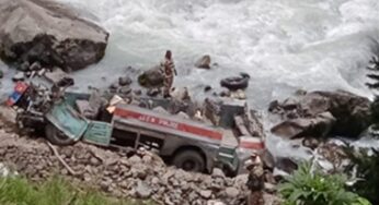 Returning from Amarnath Yatra duty, 7 ITBP jawans killed, 8 critical as bus falls into gorge