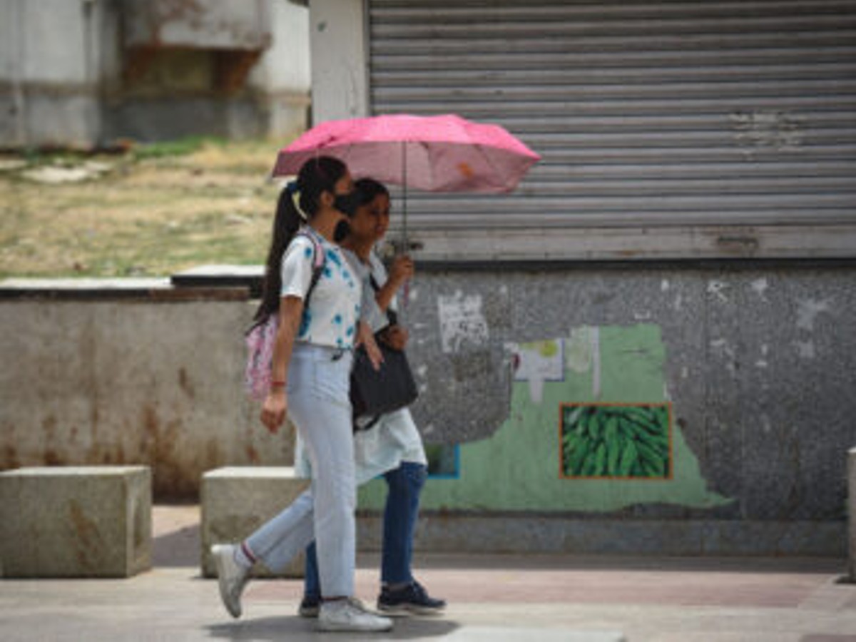 At 36.8 deg C, Delhi records highest temperature this year