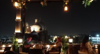 Perfect Combo: A cafe overlooking the spectacular Jama Masjid
