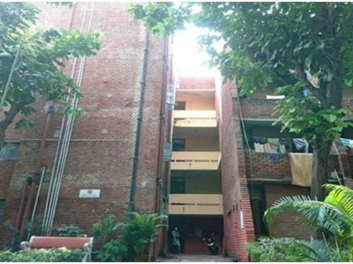 JNU hostels in decrepit condition
