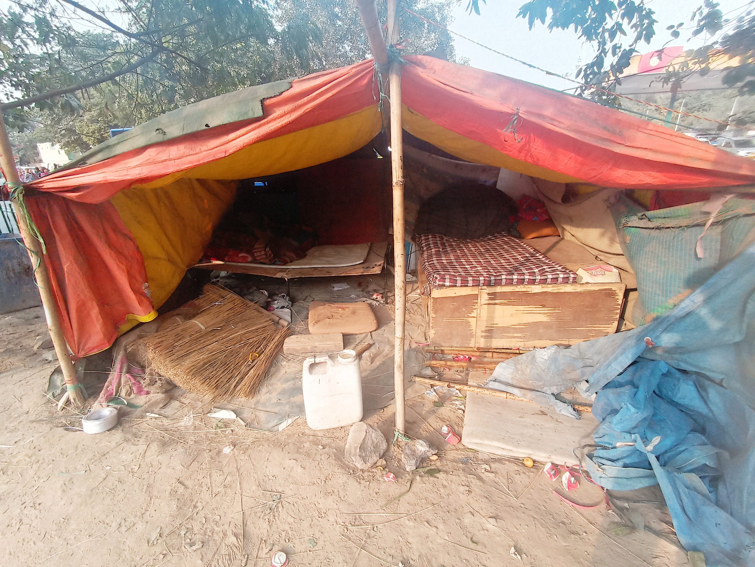 Govt brings winter action plan for homeless people, 110 tents set up across Delhi