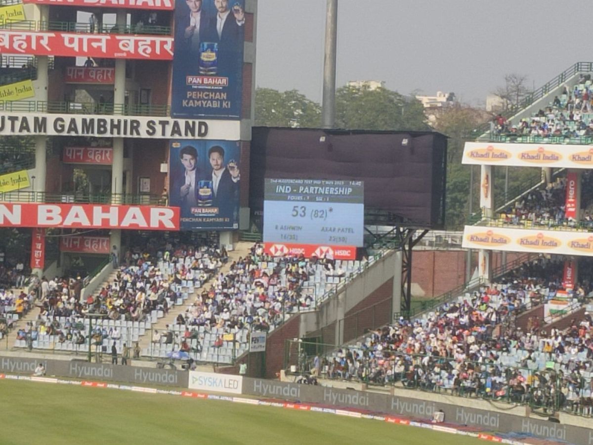 Sidelights: Scoreboard not working; ‘Lucky’ Pujara gets duck on 100th