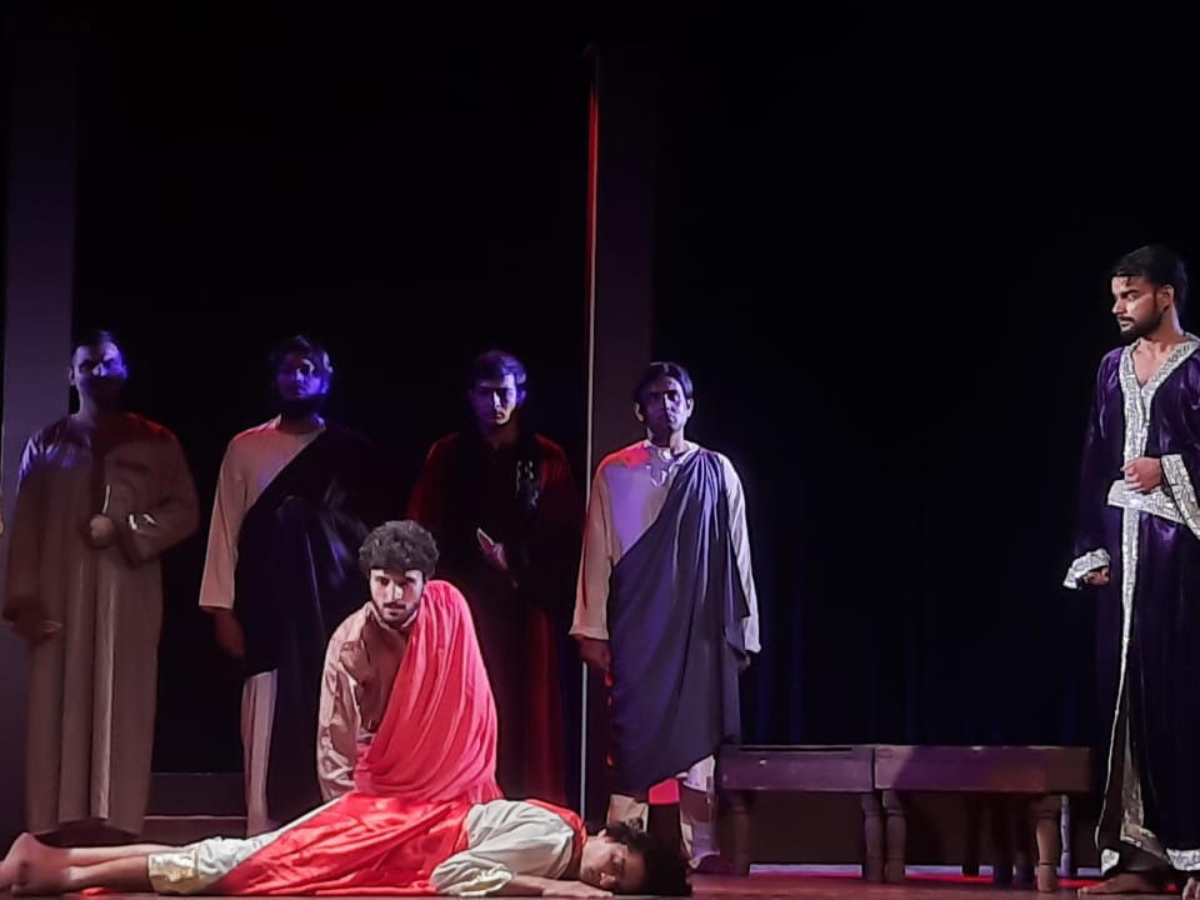 Bharatendu Natya Utsav – theatrical spectacle