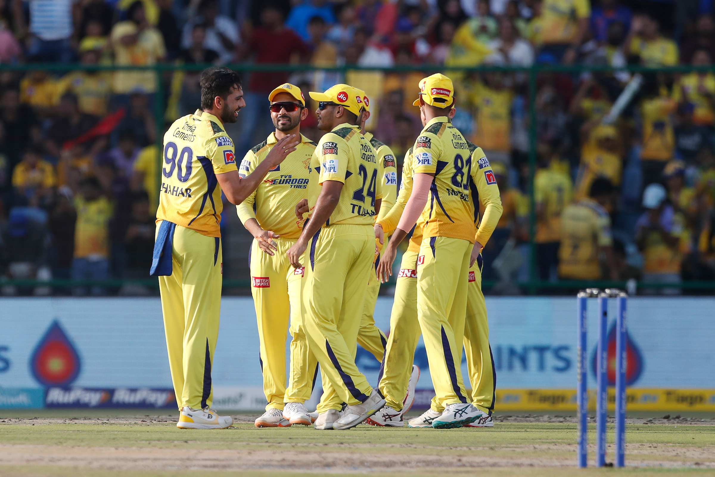 CSK clinch playoff spot with 77-run victory against DC