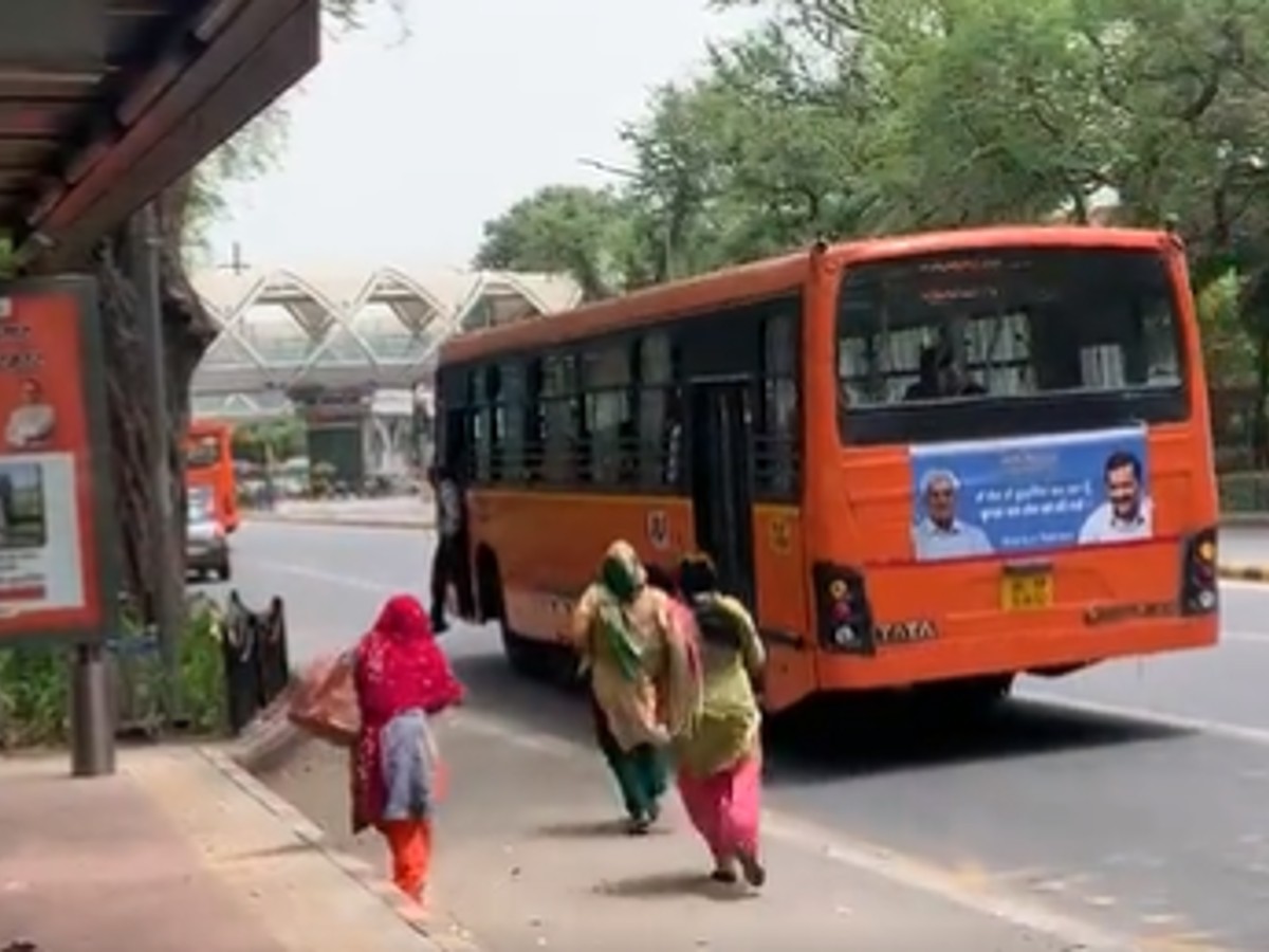 After viral video shows buses not halting for women, Delhi govt deploys 200 traffic teams