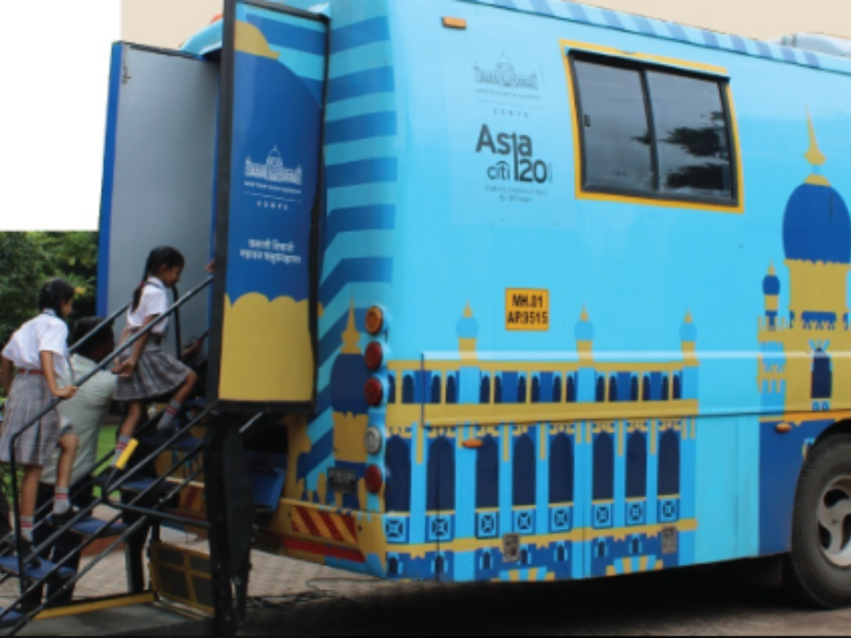 ‘Museum on Wheels’ tours Delhi to promote arts, culture
