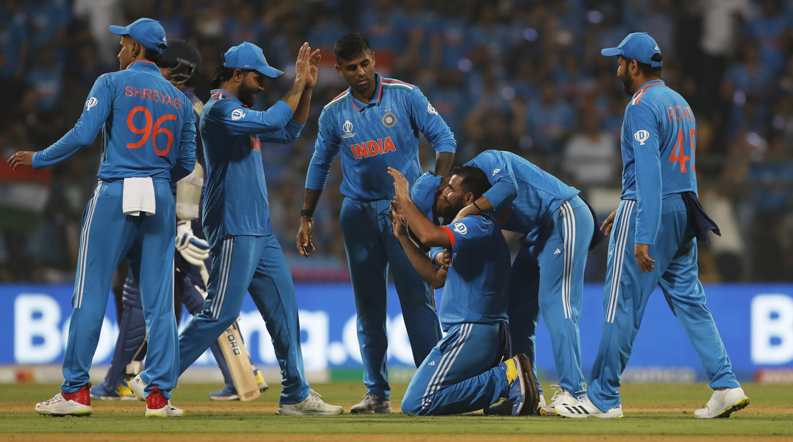 India qualify for semis after crushing 302-run win over Sri Lanka