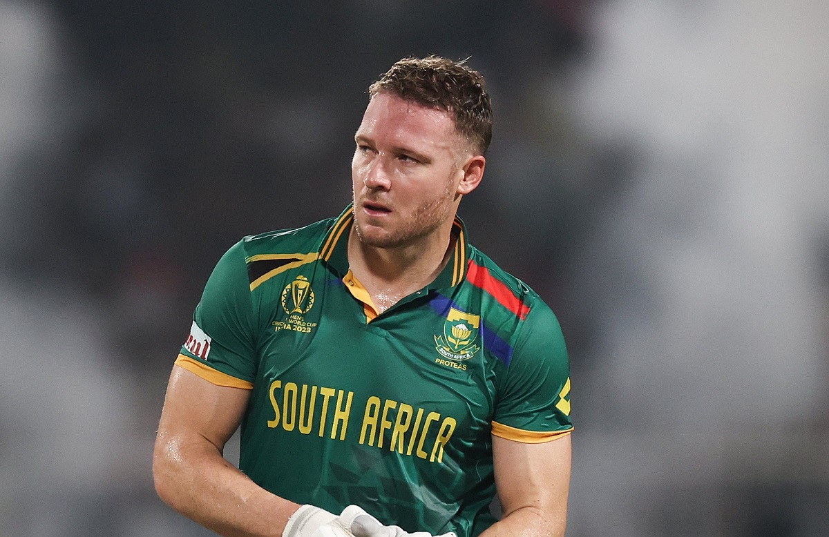 David Miller’s fighting century takes South Africa to 212