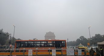 Fog in parts of Delhi, minimum temperature settles at 7.1 degrees