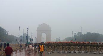 Delhiites start new year amid dense fog and biting cold