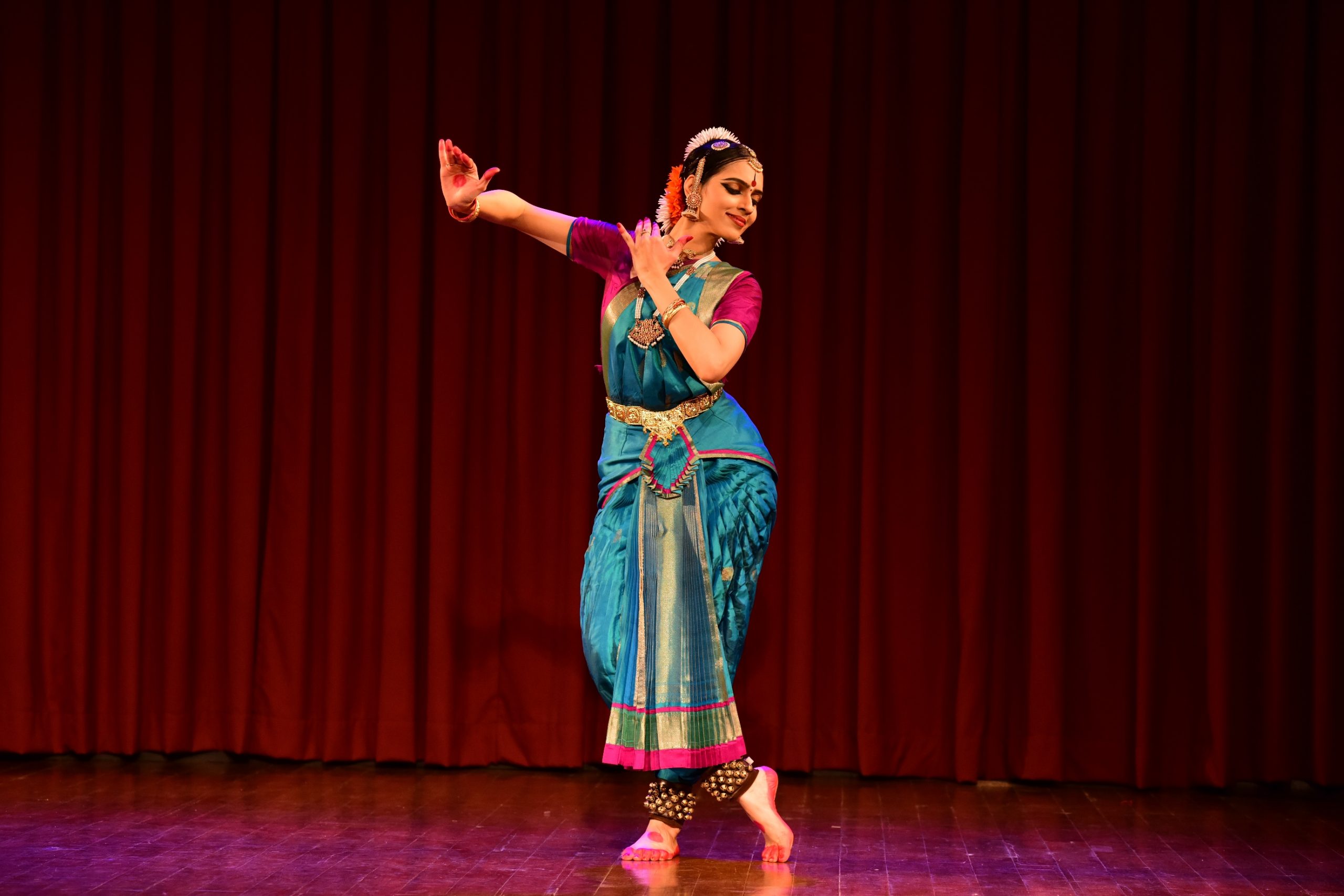 Bharatanatyam dance