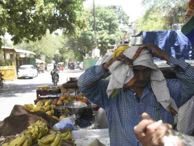 Delhi burns in heatwave as temperatures skyrocket 