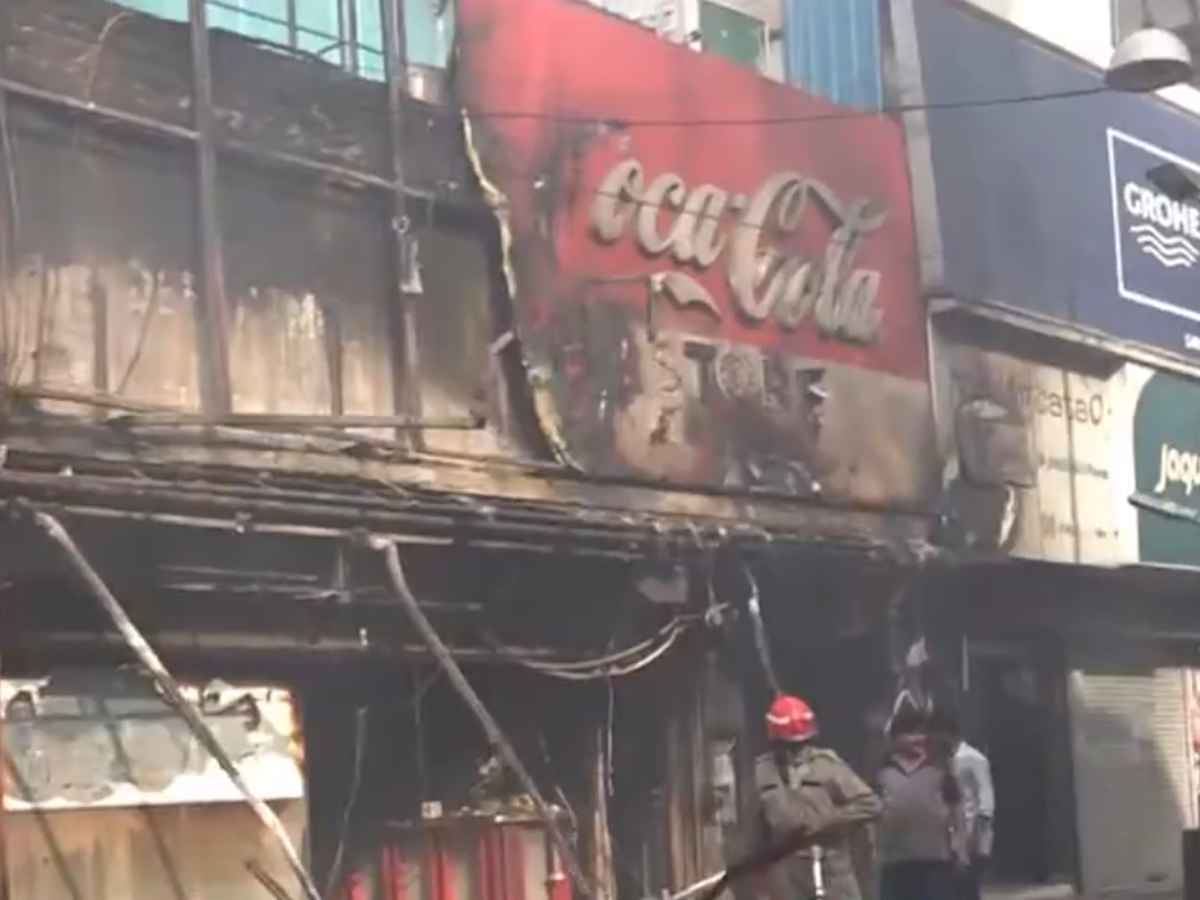 Delhi: 5 shops gutted as massive fire breaks out at Vasant Vihar