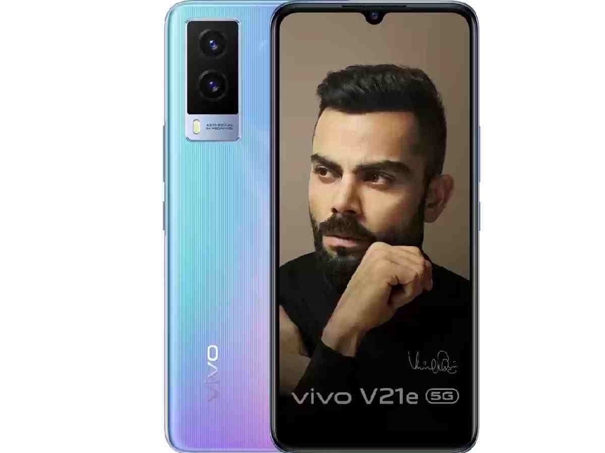 The Vivo V21e features a 6.44-inch AMOLED display, a MediaTek Dimensity 700 processor, a 64MP dual-camera setup, and a 4000mAh battery with 44W fast charging