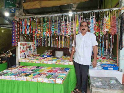 Tasawwar Hussain selling bangles and jewellery