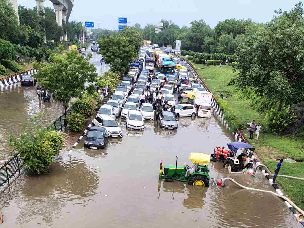 Delhi Rains: Teenager drowns in waterlogged road in Chanakyapuri