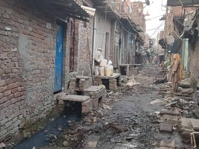 Working without safety gear, manual scavengers stake their lives to earn a living in Delhi