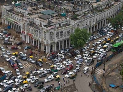 NDMC doubles parking fees as Delhi’s air quality deteriorates to ‘very poor’