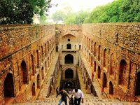 Entry at Mirza Najaf Khan’s Tomb and Agrasen Ki Baoli may be ticketed soon