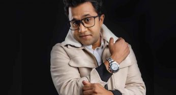 Aamir Khan questions everything during shoots: Omi Vaidya