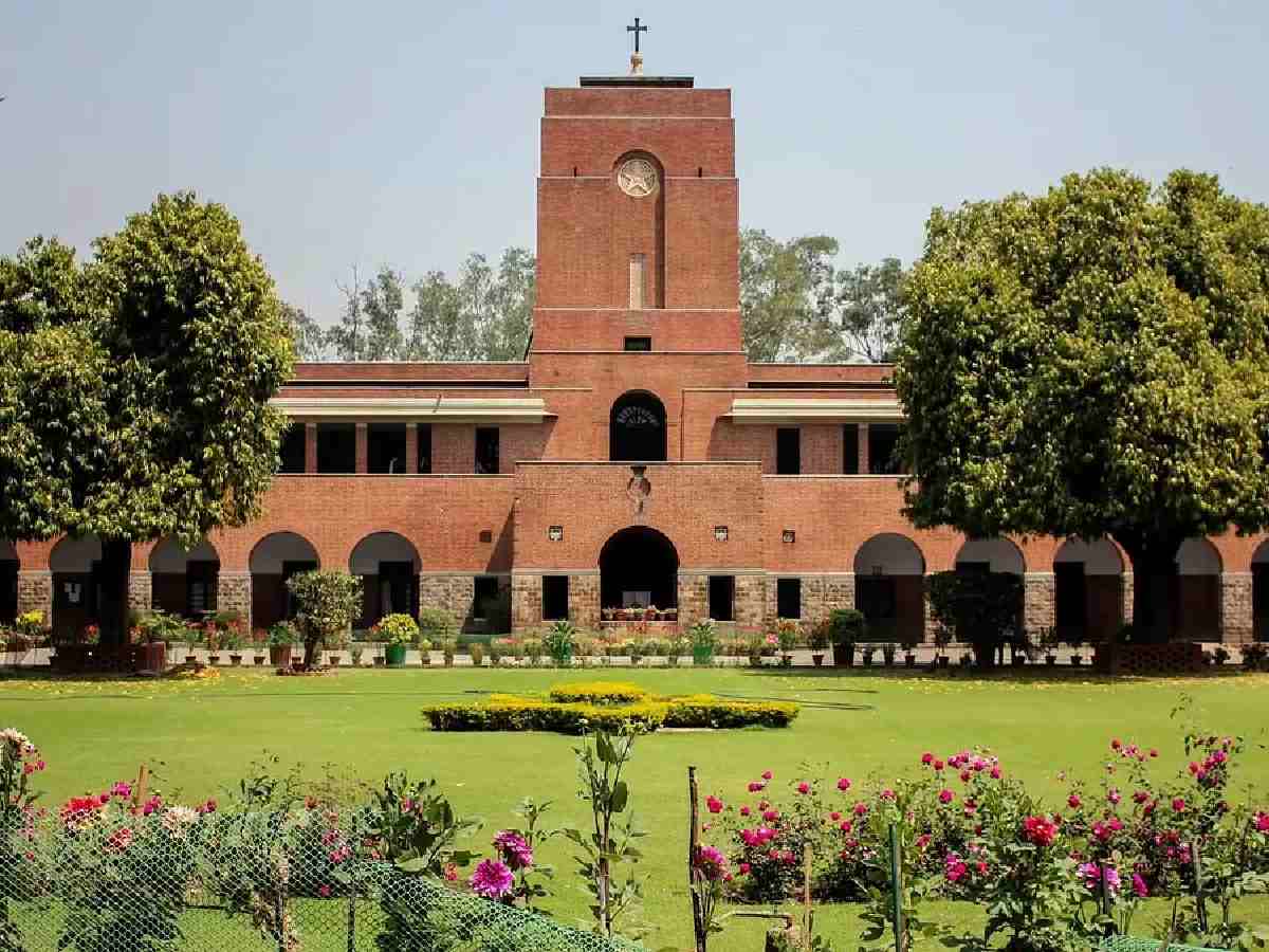 St Stephen’s College, two Delhi-NCR schools get bomb threat emails