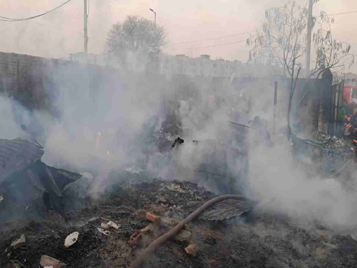 Delhi: Fire breaks out at slum in Rohini, 2 dead