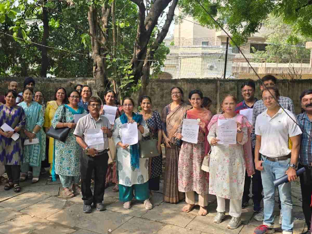 100 Delhi government doctors urge LG to restore Old Pension Scheme