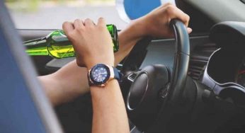 Delhi: Drunk man rams car into divider near LNJP Hospital