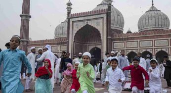 Delhi: People from all walks of life offer prayers on Bakrid