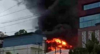 Massive fire breaks out at chemical factory in Noida