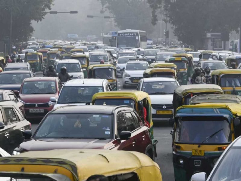 Cab safety systems under scrutiny after Mehrauli case