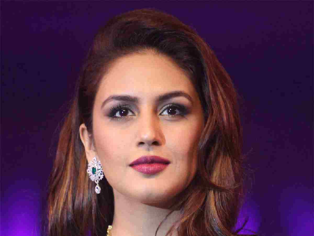 Difficult but anything possible if one works hard: Actor Huma Qureshi on Bollywood