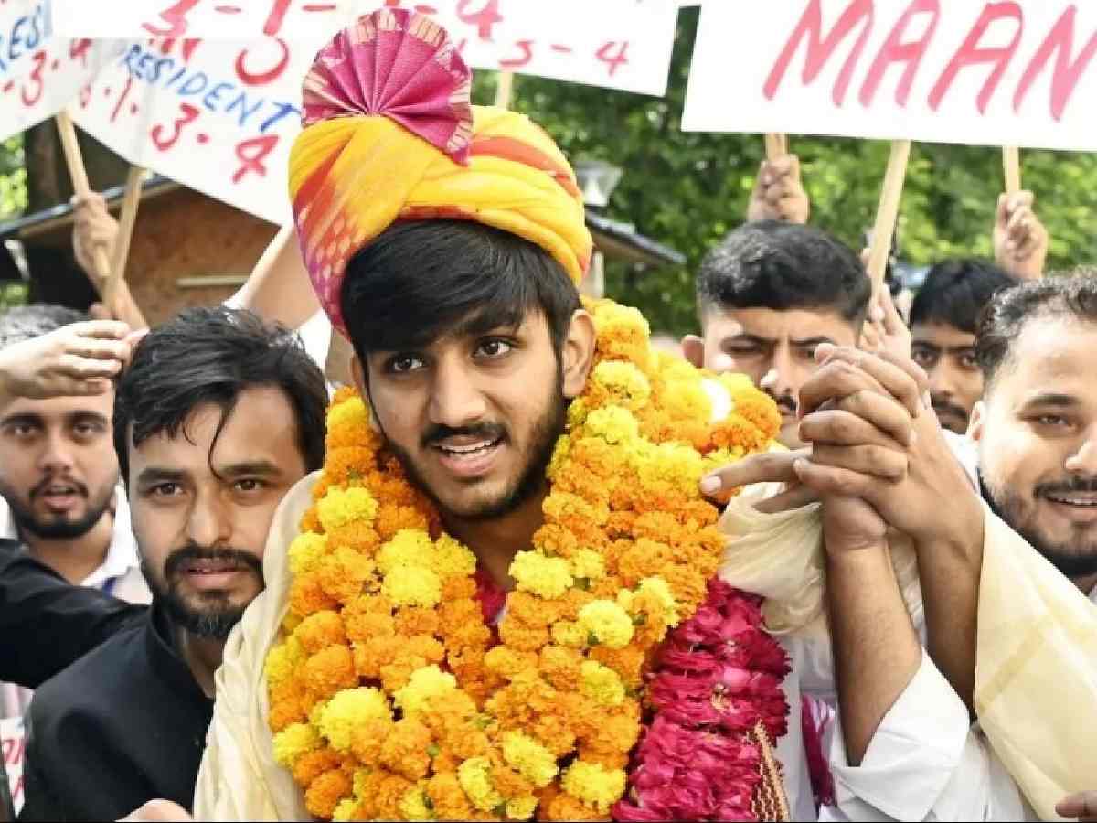DUSU polls: New president assures concession on metro fares for university students