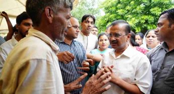 Kejriwal visits flood relief camp in Delhi’s Shastri Park, alleges delays in govt aid