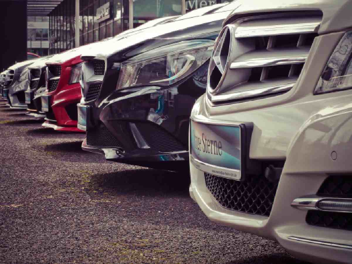 Navaratri bonanza for buyers as car, bike makers roll out price cuts