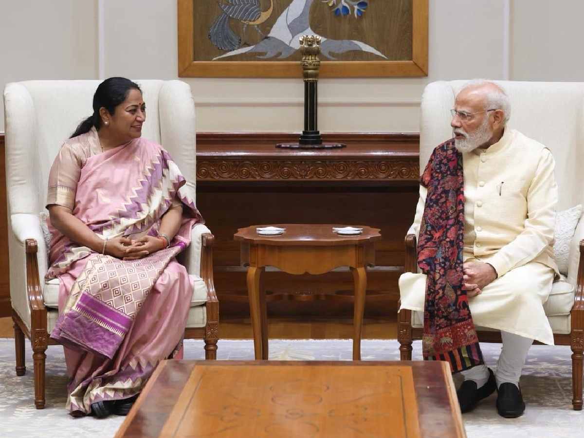 Delhi CM Rekha Gupta with PM Modi