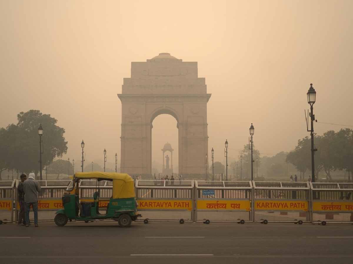 Delhi Pollution: City witness spike in respiratory, pregnancy-related cases