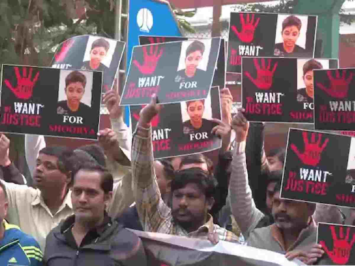 Delhi student suicide: Father joins protest, demands action