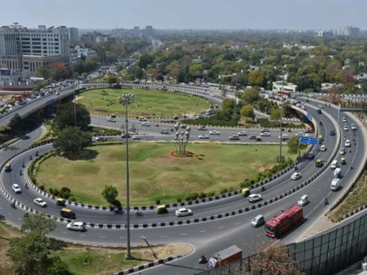 Delhi govt sign MoU with Indian Oil for upkeep of spaces below flyovers