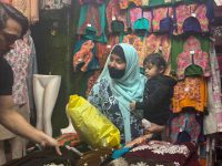 From the Valley to the capital: How the Kashmiri pheran became Delhi’s winter staple