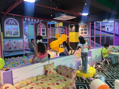 Top indoor gaming spots to visit with friends in Delhi