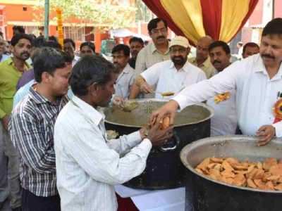 Food, faith and equality: the story of bhandaras in Delhi