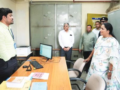 Delhi govt warns of action for latecomers, absent officials after CM’s surprise visit